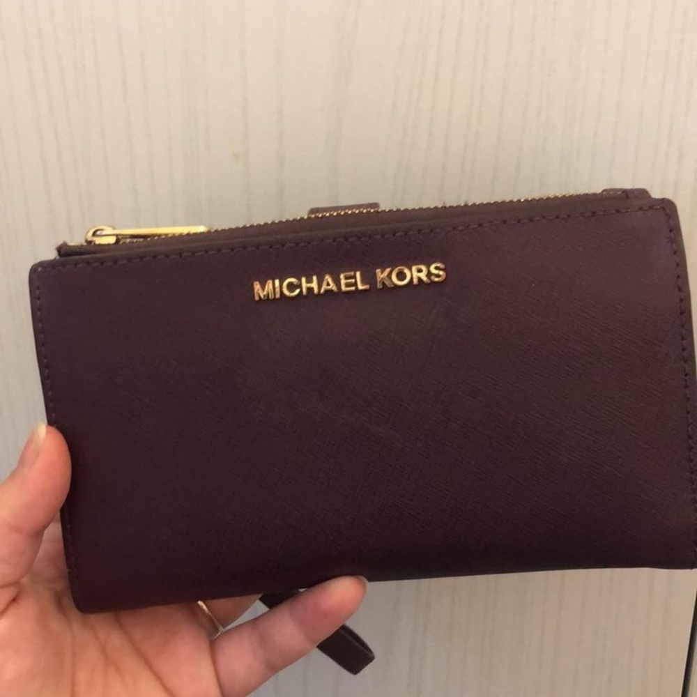 Michael Kors plum wallet